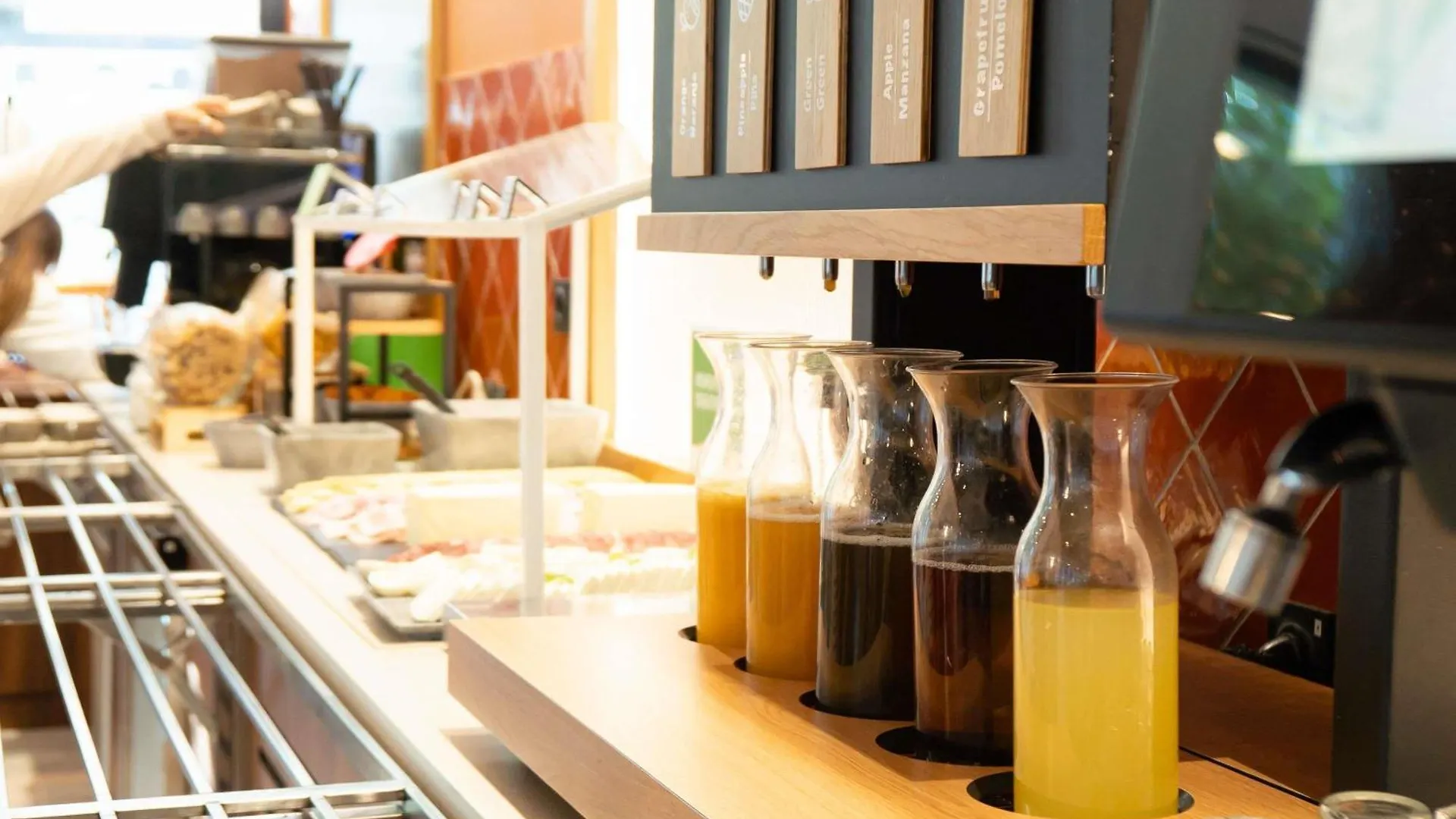 Ibis Styles Sevilla City Santa Justa Hotel