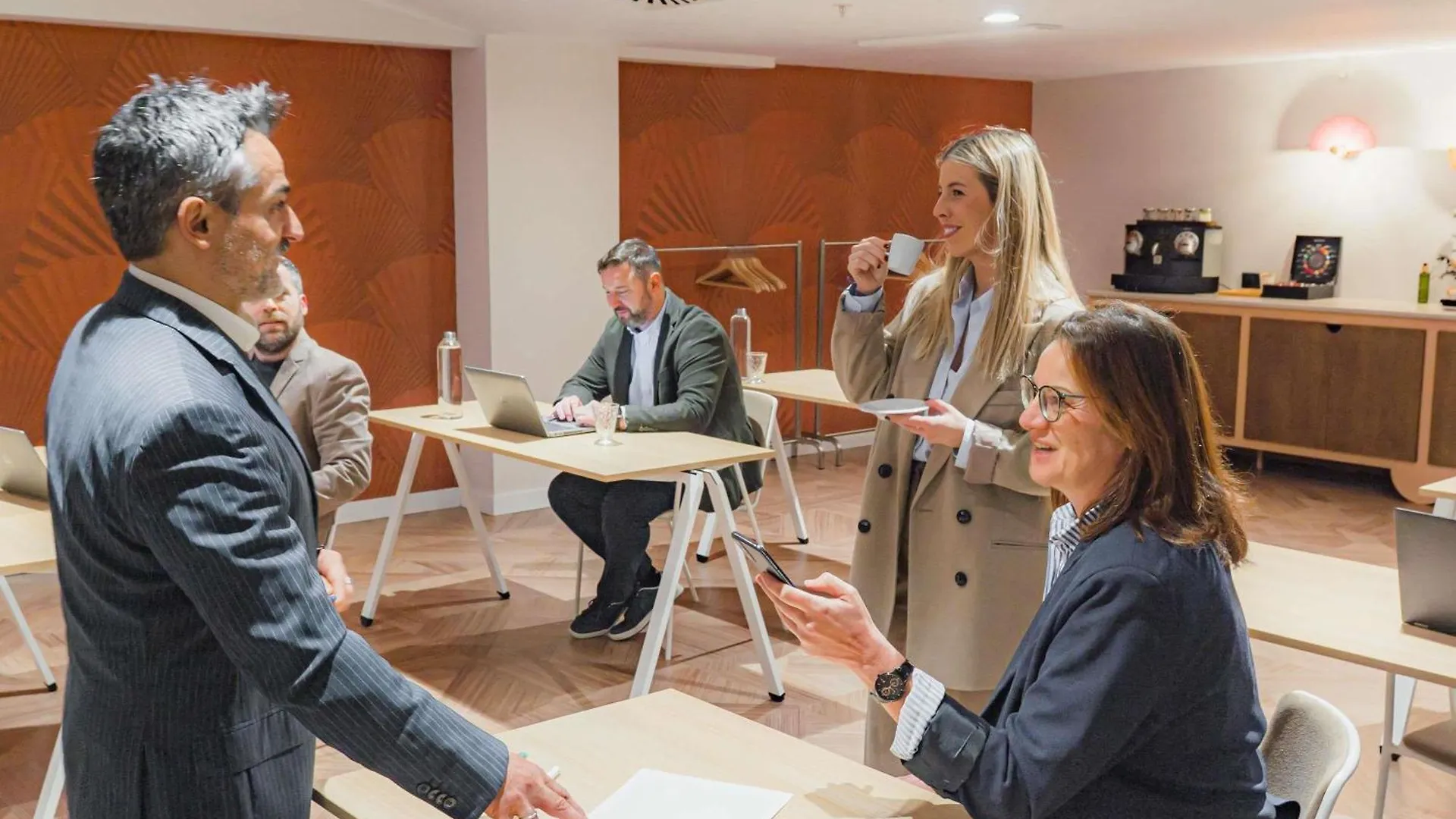 Ibis Styles Sevilla City Santa Justa 3*,